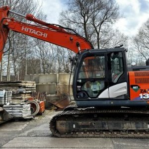 foto 14.4t Hitachi ZX130 LCN-6 excavator