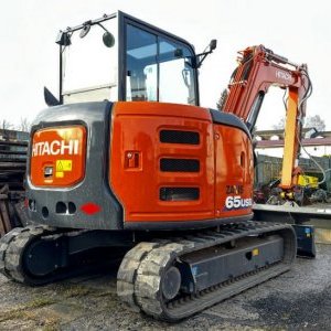 foto 6.5t Hitachi ZX65USB-6 CLR mini excavator